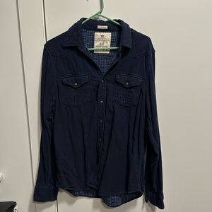 AE OUTFITTERS Men's long sleeve. Size large Navy Blue